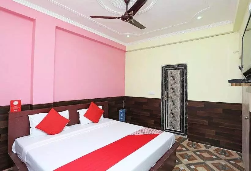 Hotelli Radhika Guest House By Oyo Rooms