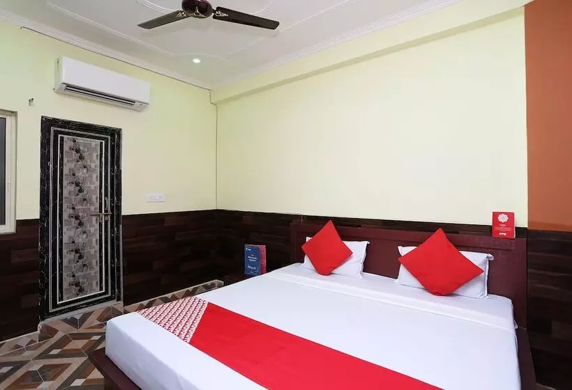 Hotelli Radhika Guest House By Oyo Rooms