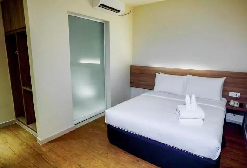 Hotelli Rooms By Rocana