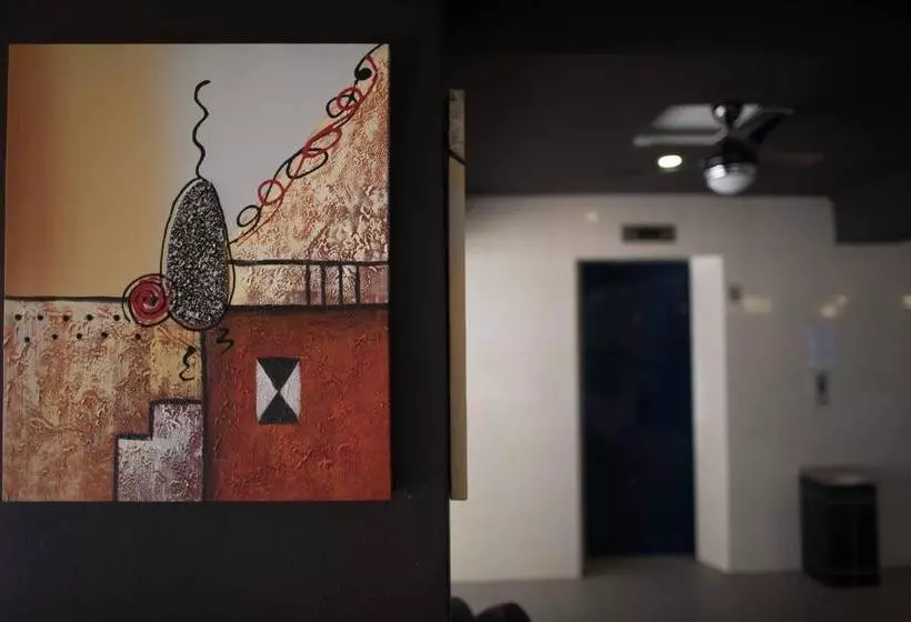 Hotelli Lumut Waterfront Apartment