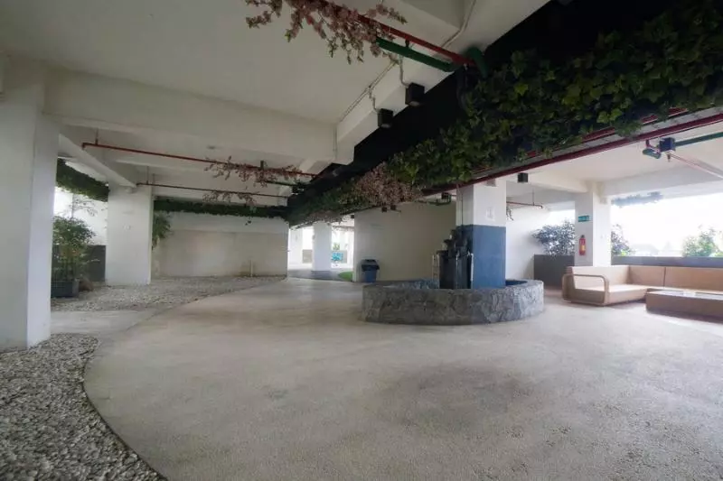 ペンション Reddoorz Apartment Near Bundaran Satelit Surabaya