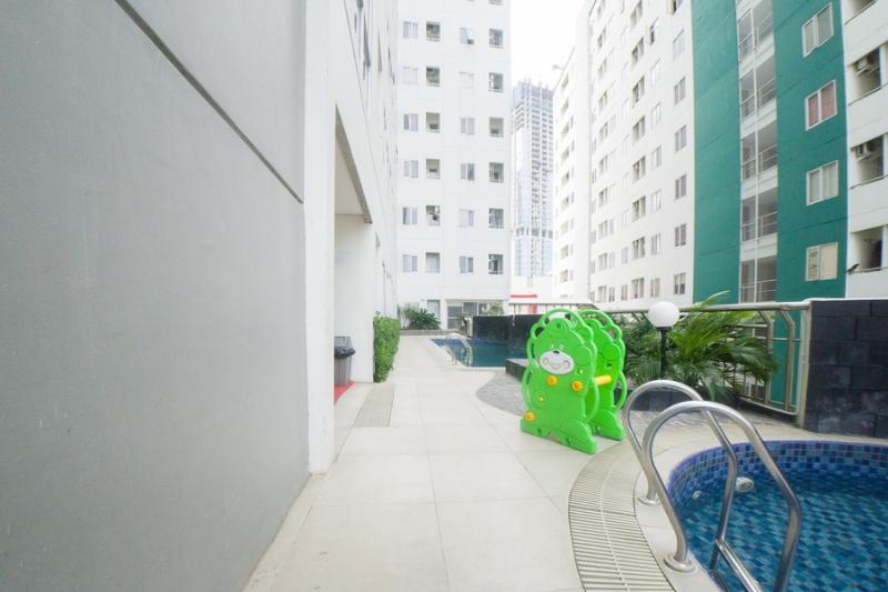 بنسيون Reddoorz Apartment Near Bundaran Satelit Surabaya