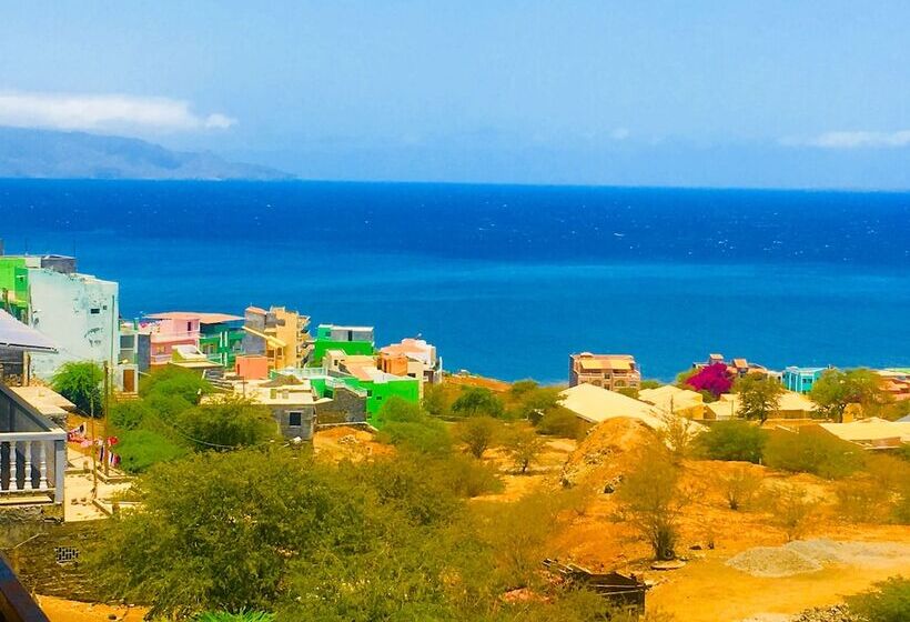 تختخواب و صبحانه Casa Joao