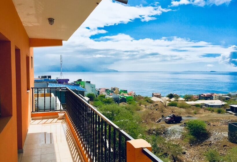 تختخواب و صبحانه Casa Joao