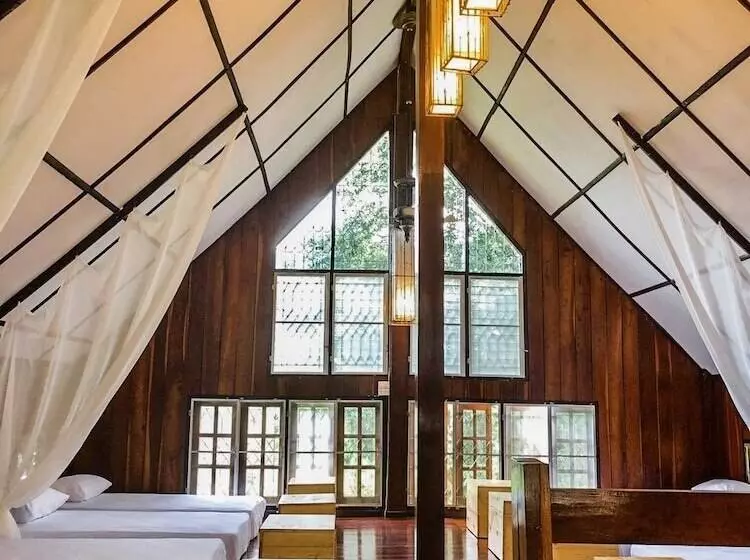 Hotelli Hughome Valley Chiangdao