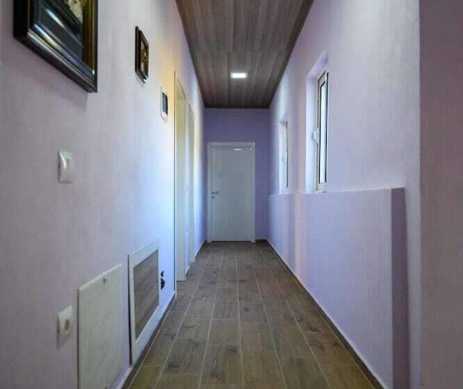 هتل Joni Restaurant