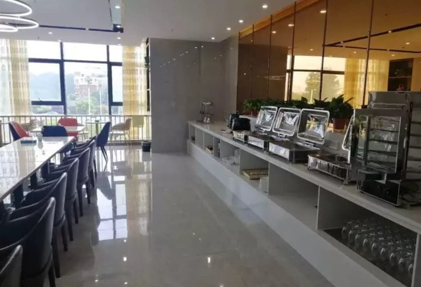 Отель Poltton International Apartment Luohe