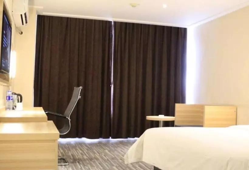 Hotelli Poltton International Apartment Luohe