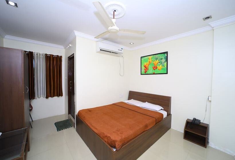 هتل Saii Tirumala Residency