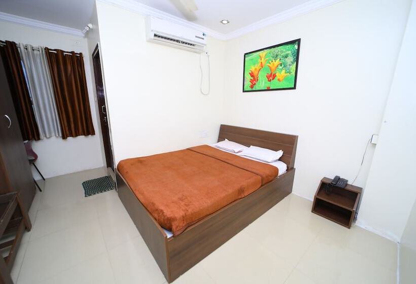 هتل Saii Tirumala Residency