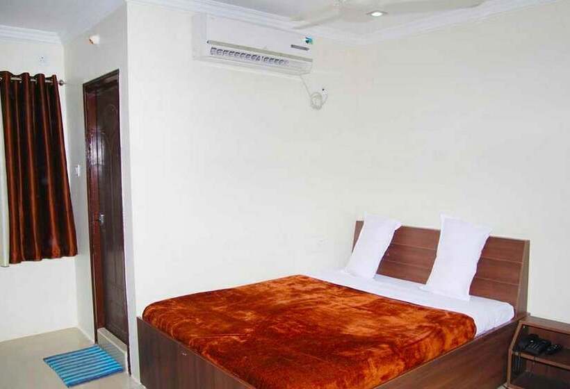 هتل Saii Tirumala Residency