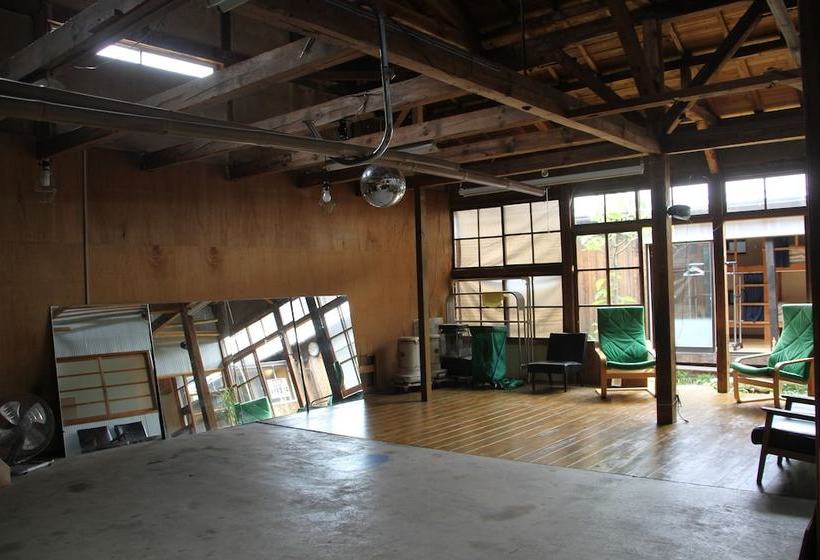 Miyazu Guest House Hachihouse  Hostel