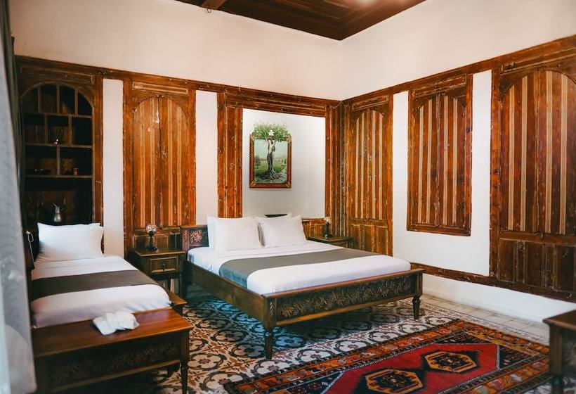 بنسيون Yesil Ev Cafe & Boutique