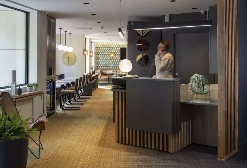 Appart Hôtel 37 Lodge La Défense Courbevoie