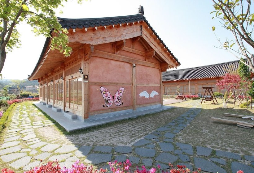 Gyeongju Namu Hanok Pension