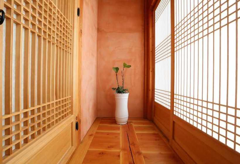 Gyeongju Namu Hanok Pension