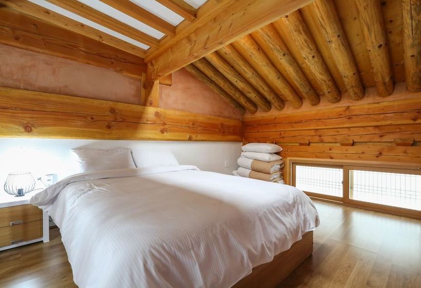 Gyeongju Namu Hanok Pension