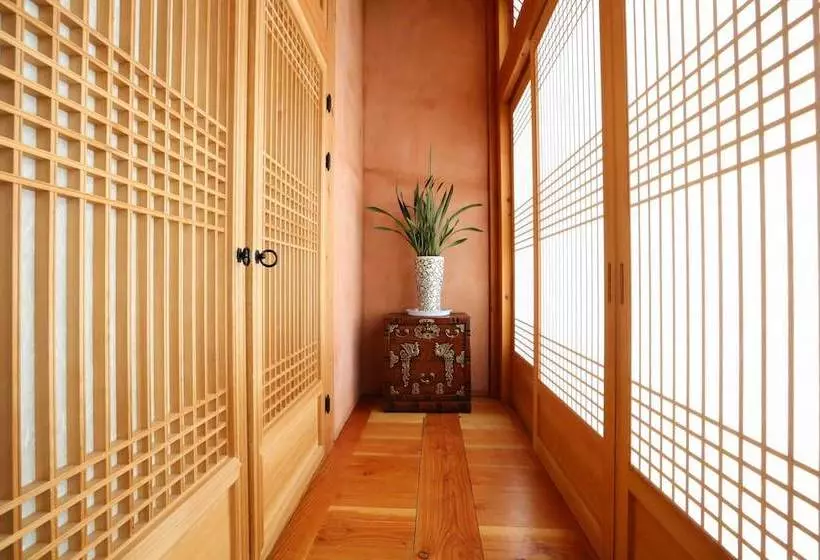 Gyeongju Namu Hanok Pension