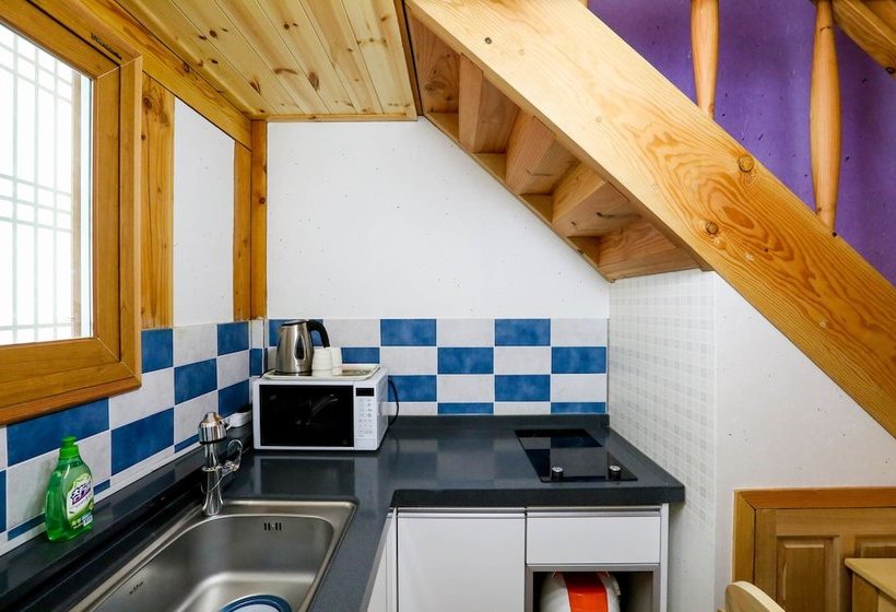 Gyeongju Namu Hanok Pension