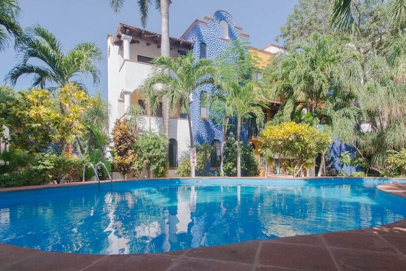 Hacienda Del Carmen Condominium By Chezplaya