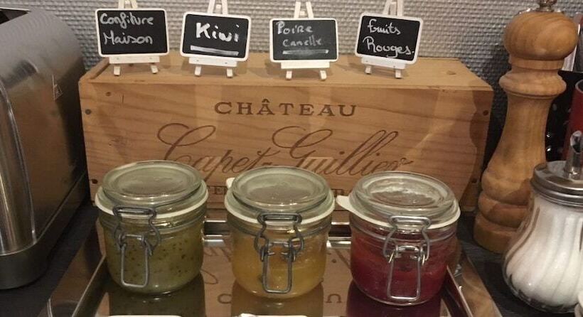 בית מלון כפרי Hôtel Restaurant Le Lion D Or