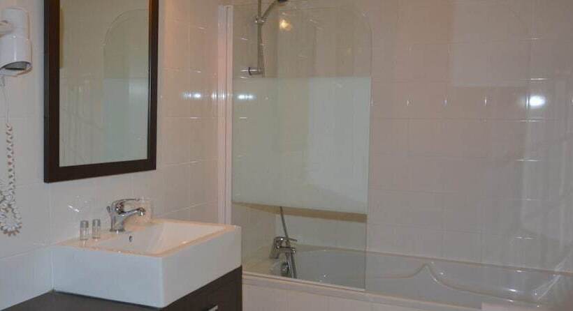 בית מלון כפרי Hôtel Restaurant Le Lion D Or