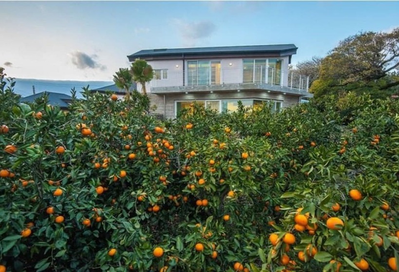 Pensió Moruhun Private House