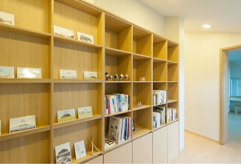 Pensió Moruhun Private House