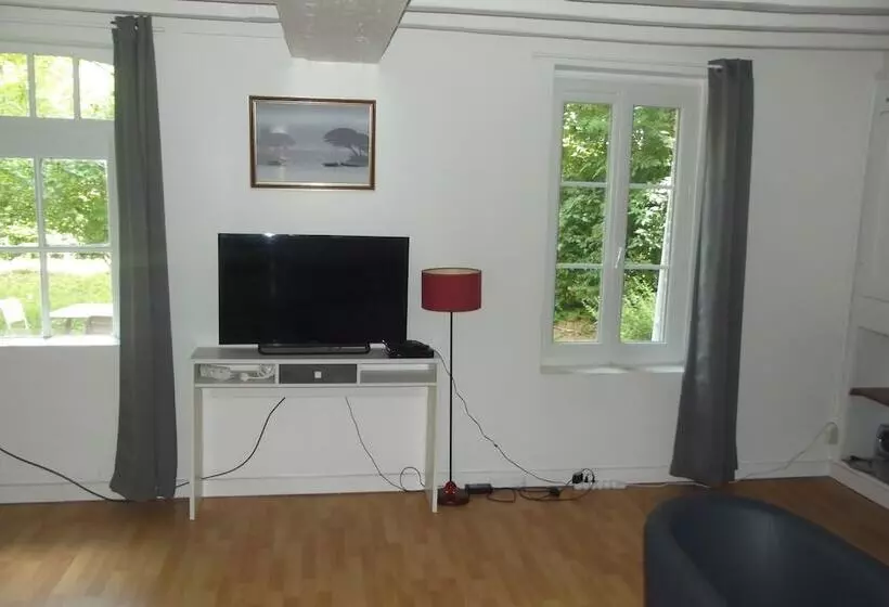 Majatalo Le Domaine De Jaugy