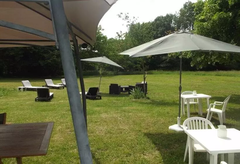 Majatalo Le Domaine De Jaugy