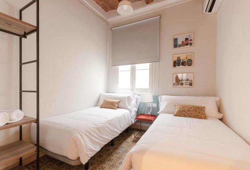 Aspasios Gracia Apartments