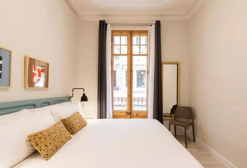 Aspasios Gracia Apartments