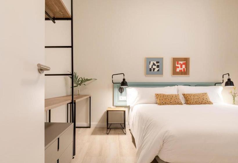 Aspasios Gracia Apartments