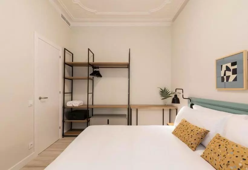 Aspasios Gracia Apartments