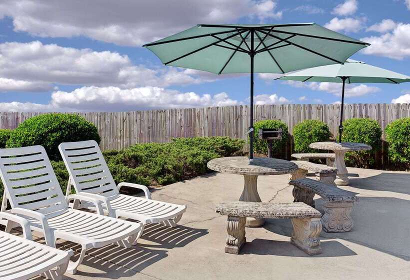 فندق Baymont By Wyndham Sanford