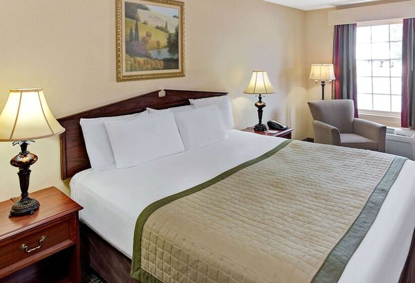 فندق Baymont By Wyndham Sanford