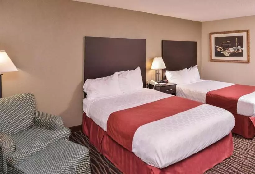 هتل Baymont By Wyndham Sioux Falls North,i 29,russell St, Airport