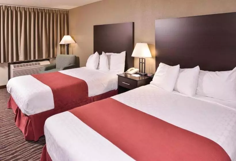 هتل Baymont By Wyndham Sioux Falls North,i 29,russell St, Airport