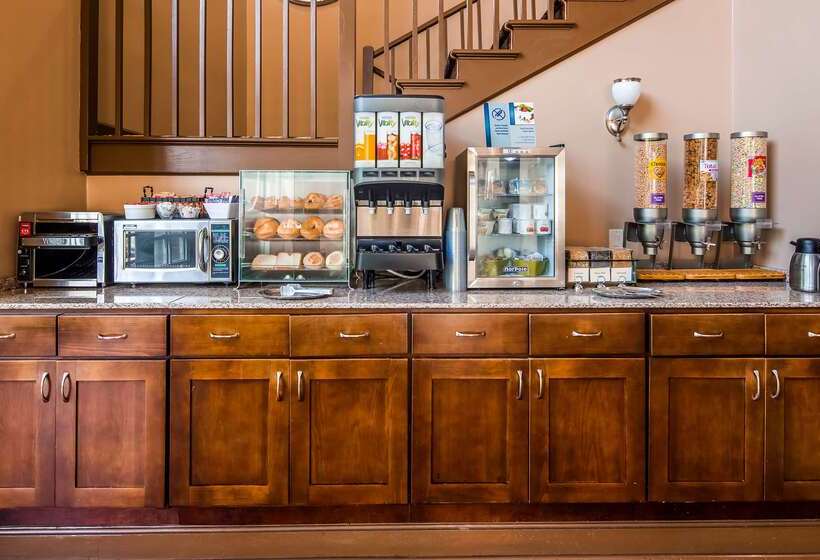 Hotel Best Western Plus The Inn & Suites At The Falls