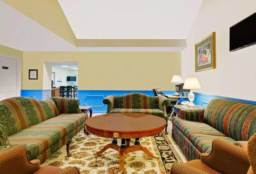 Отель Days Inn By Wyndham Spartanburg