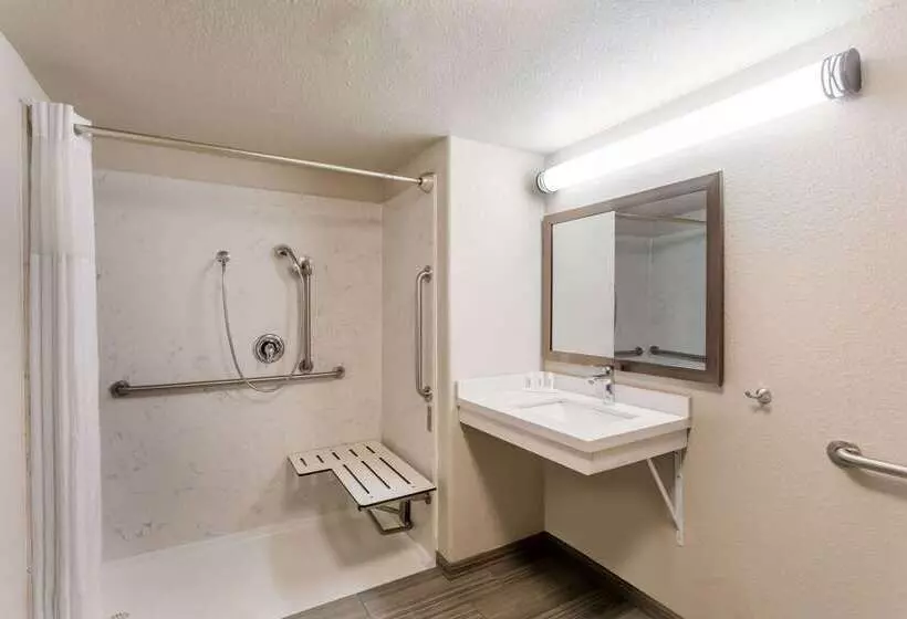 호텔 Days Inn By Wyndham Yosemite Area