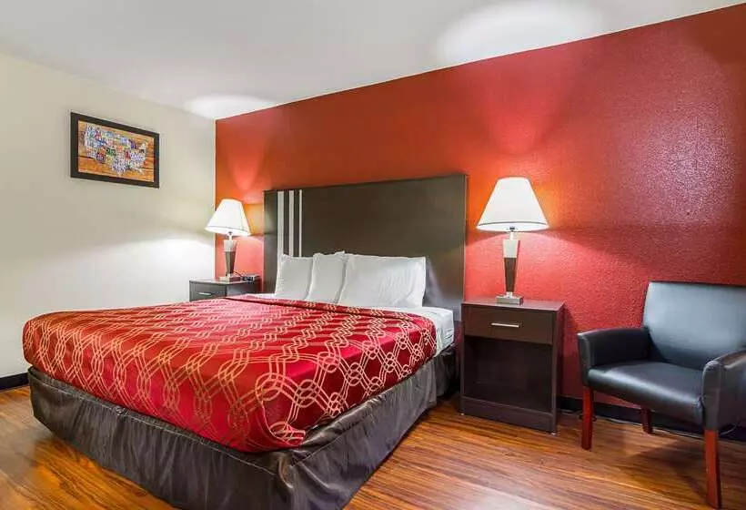 Отель Econo Lodge Research Triangle Park