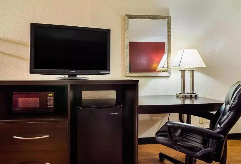 ホテル Econo Lodge Research Triangle Park