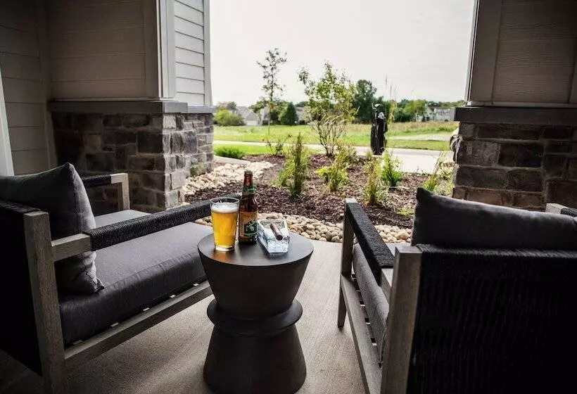 酒店 Cottages & Suites Geneva National