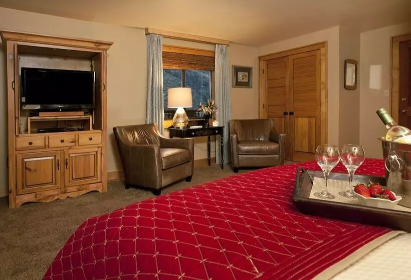 ホテル Inn On The Creek