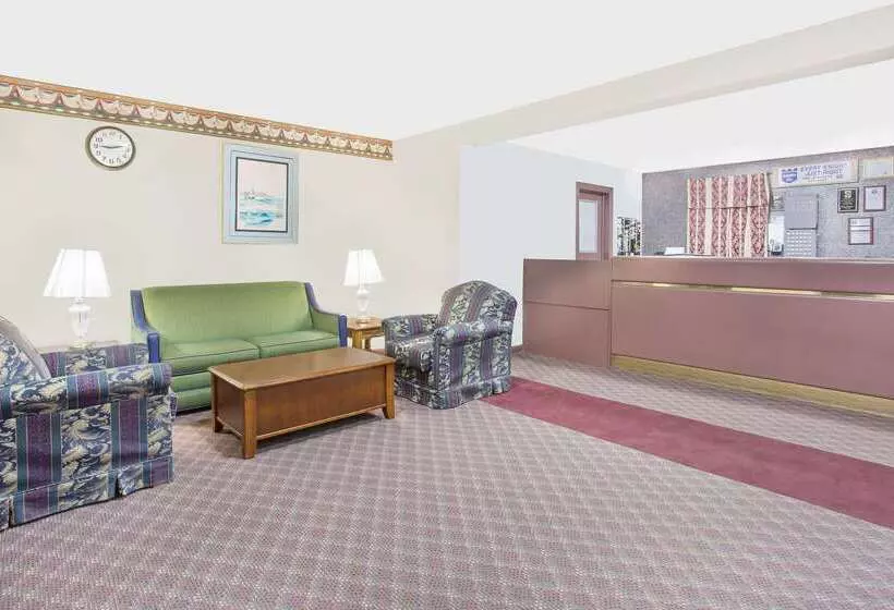 호텔 Knights Inn Emporia