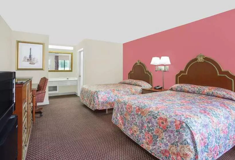 호텔 Knights Inn Emporia