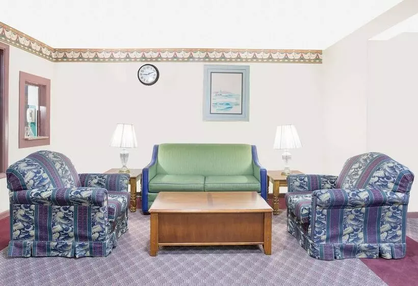 호텔 Knights Inn Emporia