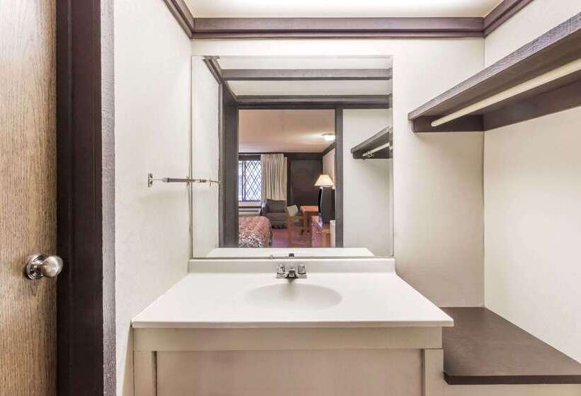 호텔 Knights Inn Racine