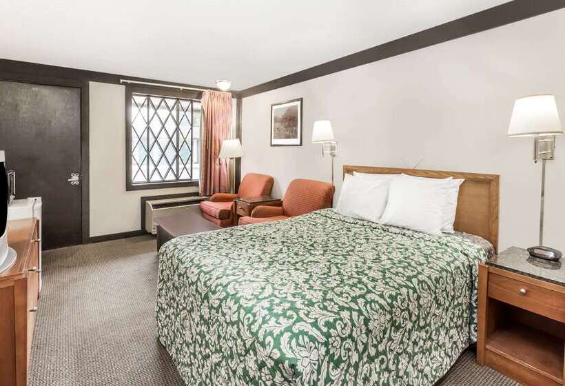 호텔 Knights Inn Racine